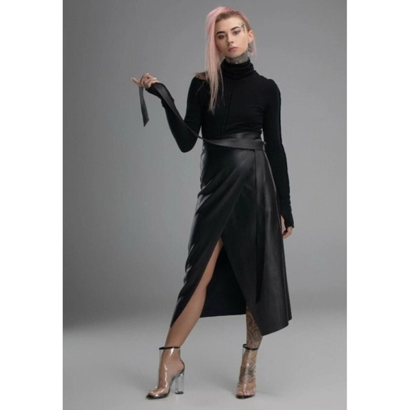 MDNT:45 Faux Leather high-waisted wrap skirt Size XL - Picture 1 of 13